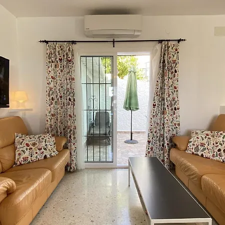 Mit Privatpool Fuer 6 Personen Ca 100 Qm In Nerja, Andalusien Costa Del Sol * Nerja