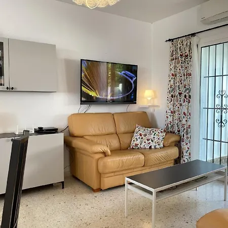 Mit Privatpool Fuer 6 Personen Ca 100 Qm In Nerja, Andalusien Costa Del Sol *